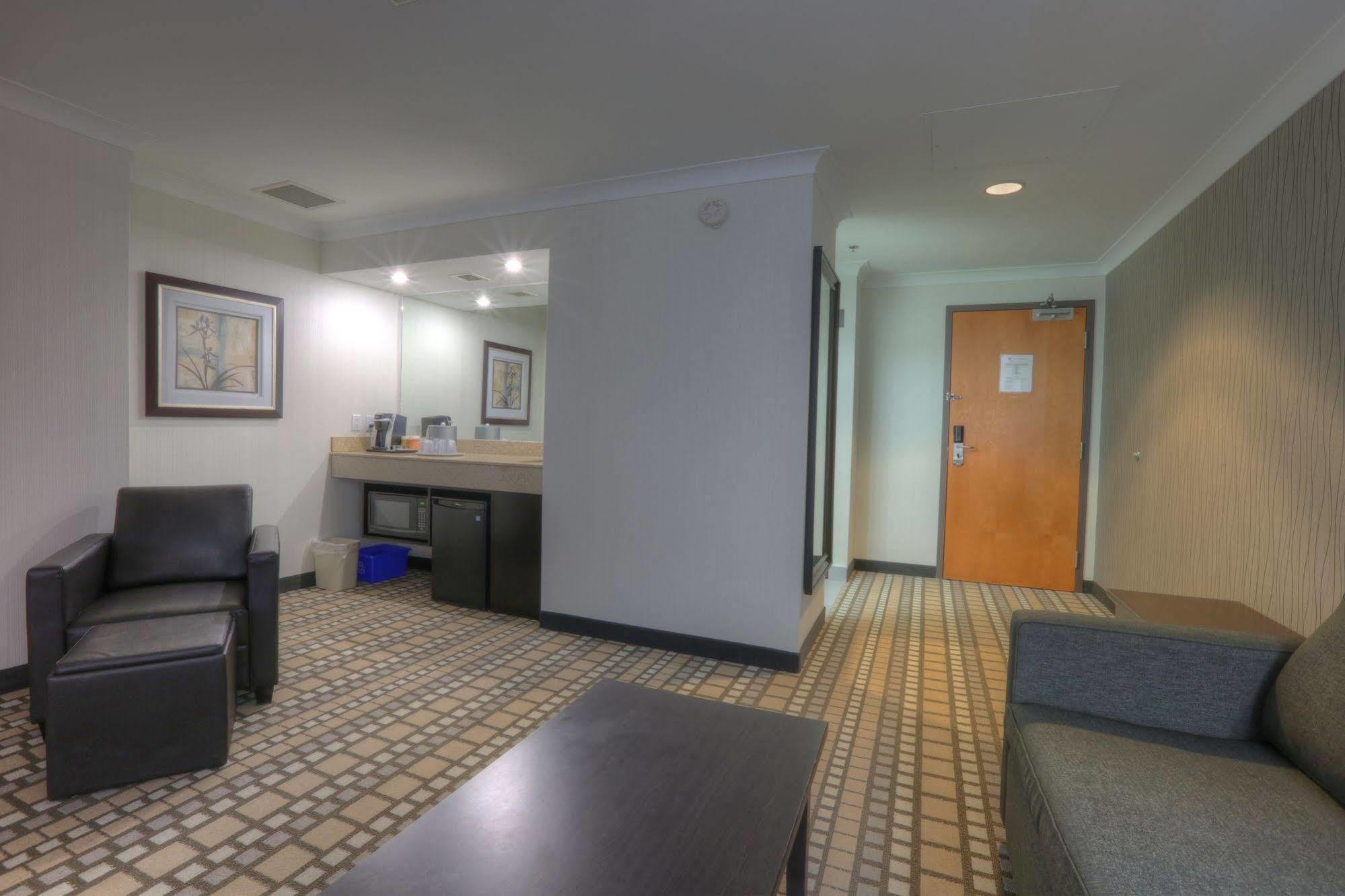 Clarion Hotel & Suites Winnipeg Exteriér fotografie