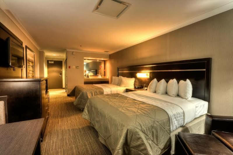 Clarion Hotel & Suites Winnipeg Exteriér fotografie